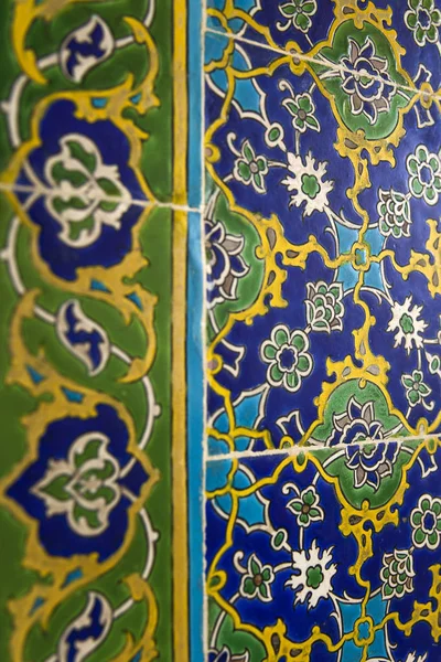 Muinainen Ottomaanien Käsintehty Turkkilainen Laatat Kukka Kuvioita Topkapi Palace Istanbulissa — kuvapankkivalokuva