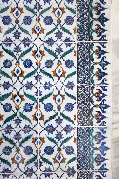 Antiguos Azulejos Turcos Hechos Mano Otomanos Con Patrones Florales Topkapi — Foto de Stock