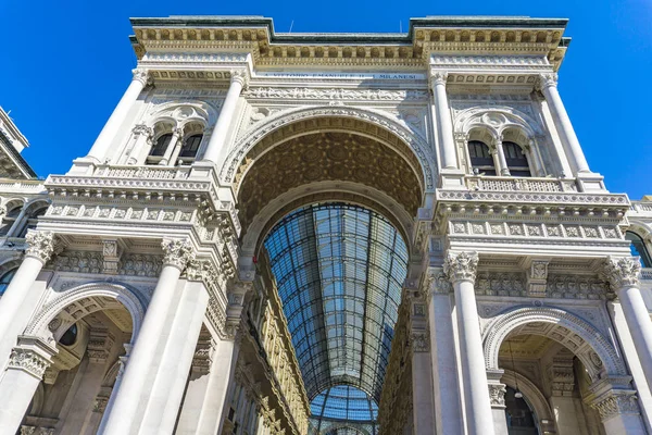 Exterior Galleria Vittorio Emanuele Milán Italia — Foto de Stock