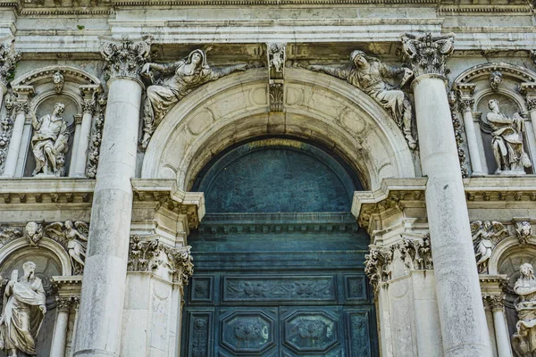 Nahaufnahme Des Portals Der Kathedrale Santa Maria Della Salute Venedig — Stockfoto