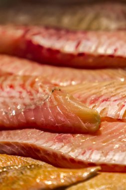 Piyasada gül balığı (Sebastes norvegicus) et