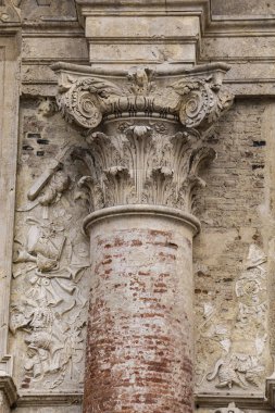 Andrea Palladio tarafından tasarlanan ve 1572 yılında inşa edilen Loggia del Capitaniato cephesinden detay