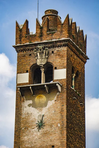Вид Башню Гарделло Torre Del Gardello Xii Века Вероне Италия — стоковое фото