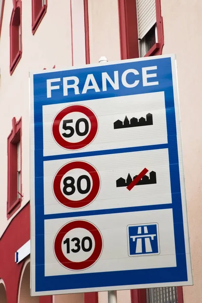 Vista Sinal Limites Velocidade Fronteira Francesa — Fotografia de Stock