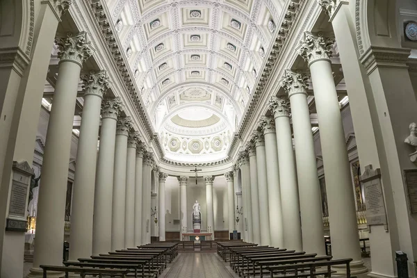 圣马力诺 2018年2月16日 圣马力诺圣殿的内政 它是位于圣马力诺共和国的一座天主教教堂 创建于1838年 — 图库照片