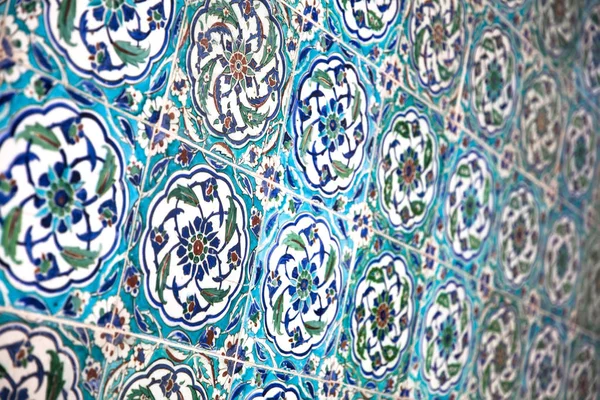 Древняя Турецкая Плитка Ручной Работы Цветочными Узорами Дворца Топкапы Стамбуле — стоковое фото