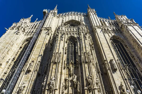 Vista Laterale Della Parete Del Duomo Milano Italia — Foto Stock