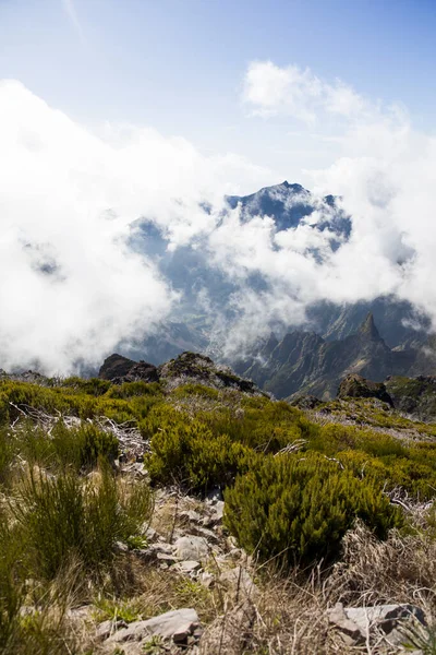 Blick Auf Den Gipfel Des Pico Ruivo Auf Der Insel — Stockfoto