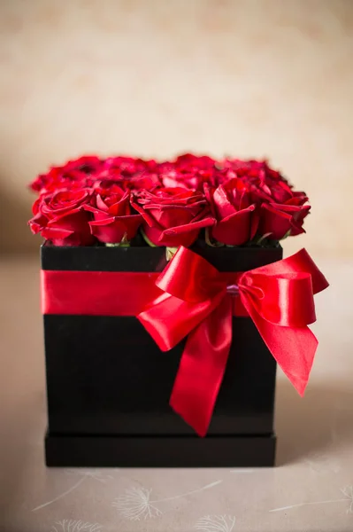 Closeup Box Full Red Roses — Stock Photo, Image