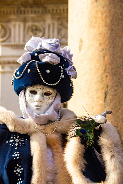 Venice Itália Fevereiro 2013 Pessoa Não Identificada Com Máscara Carnaval — Fotografia de Stock