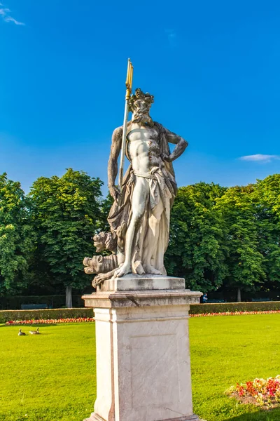 Statua Nettuno Palazzo Nymphenburg Monaco Baviera Germania Realizzata Guillaume Grof — Foto Stock