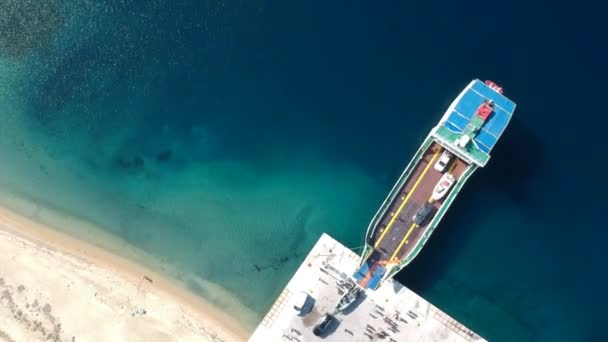 Vista Aérea Puerto Ferry Tripiti Chalkidiki Grecia — Vídeo de stock