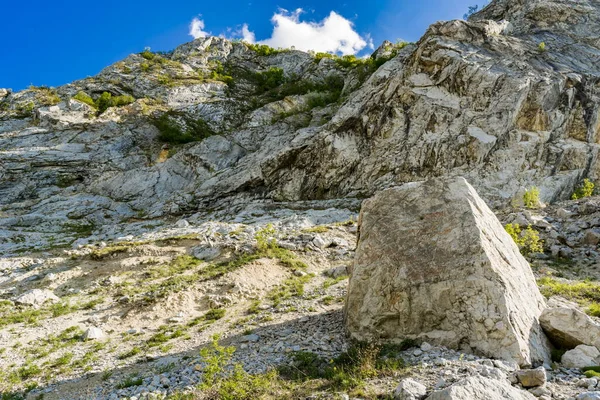 Vista Las Rocas Piedra Desfiladero Del Danubio Djerdap Frontera Serbio —  Fotos de Stock