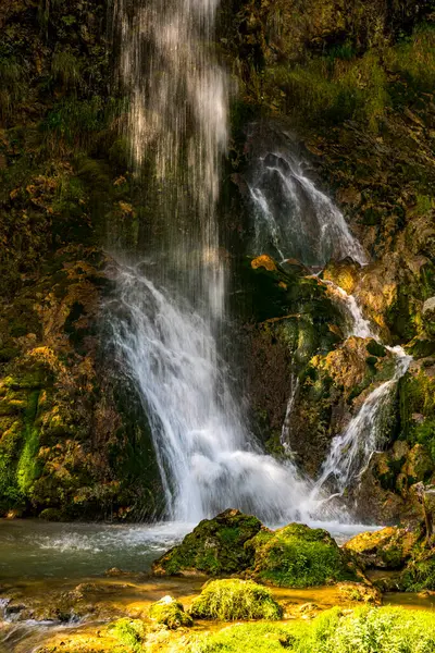 Veduta Sulla Cascata Gostilje Sul Monte Zlatibor Serbia — Foto Stock