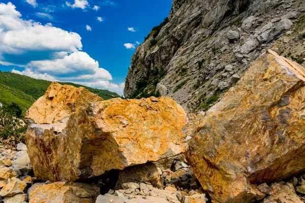 Zicht Stenen Rotsblokken Bij Donau Kloof Djerdap Aan Servisch Roemeense — Stockfoto