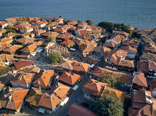 Flygfoto över gamla Nessebar antika staden på Svarta havets kust i Bulgarien — Stockfoto
