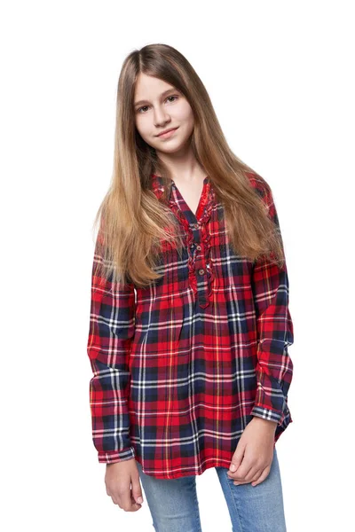 Teen ragazza in camicia a scacchi in piedi casualmente — Foto Stock