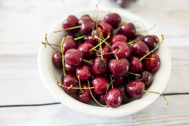 Taze olgun kuş kiraz atış kapatın