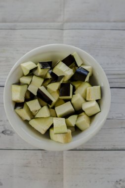 Küpleri patlıcan kupa ahşap tablo