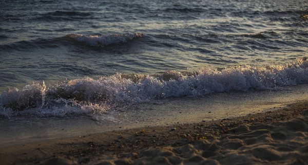 Waves Rolling Sandy Beach Sunset Light — Stock Photo, Image