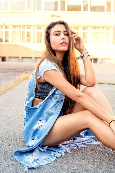 Street Look Woman Jean Jacket Street Vibe — Stock Photo, Image