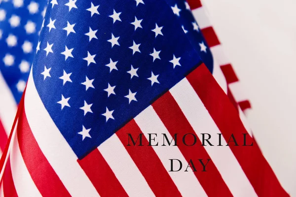 Banderas Americanas Día Conmemorativo Del Texto Sobre Fondo Blanquecino — Foto de Stock