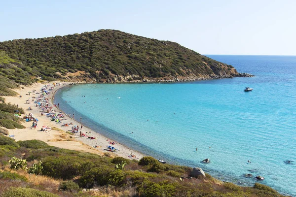 Cagliari Italia Septiembre 2017 Personas Nadando Tomando Sol Hermosa Playa —  Fotos de Stock