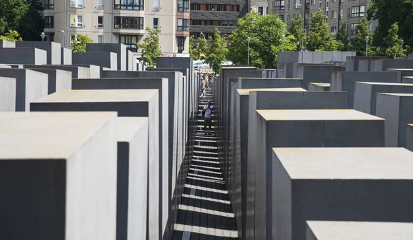 Berlim Alemanha Maio 2018 Visitantes Memorial Aos Judeus Assassinados Europa — Fotografia de Stock