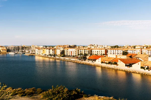 Blick Auf Port Leucate Leucate Frankreich Mit Seinem Yachthafen Zwischen — Stockfoto