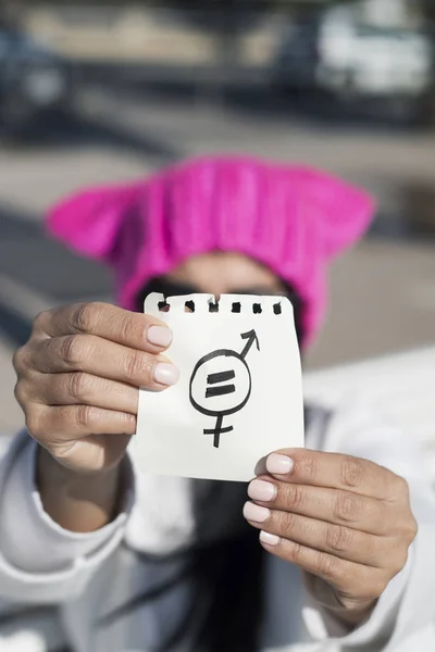 Closeup Young Woman Outdoors Wearing Pink Pussycat Hat Showing Piece — Stock Photo, Image