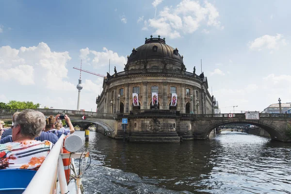 Berlin Germany May 2018 View Spree River Tourist Boat Foreground — Stock Photo, Image