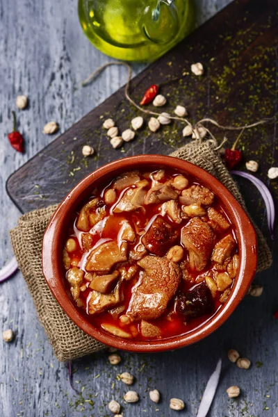 Vista Ángulo Alto Cuenco Barro Con Callos Españoles Guiso Típico —  Fotos de Stock