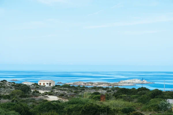 Uma Vista Tonnara Lugar Costa Sul Córsega França Com Mar — Fotografia de Stock