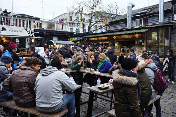 London December 2018 Visitors Camden Lock Camden Lock Camden Market — Stock Photo, Image