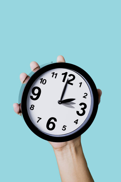 clock being adjusted backward or forwar