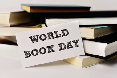 kitap ve metin dünya kitap günü