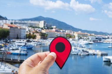 Korsika, Fransa'da Ajaccio Limanı üzerinde görünümü