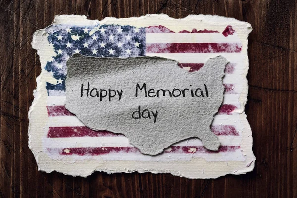 Bandera americana y texto feliz día conmemorativo — Foto de Stock