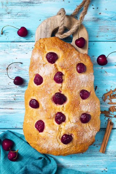 Coca de cireres, a cherry flat cake from Catalonia — Stock Photo, Image