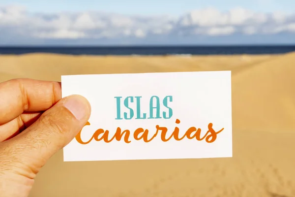 Texto Islas Canarias en un cante, en dunas paisaje — Foto de Stock