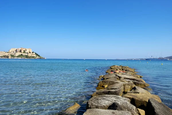 Playa de Plage de Calvi, en Córcega, Francia —  Fotos de Stock