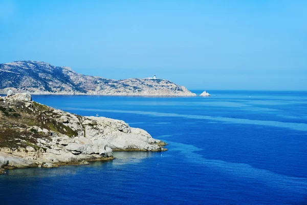 Punta San Francesco e Punta Revellata a Calv — Foto Stock