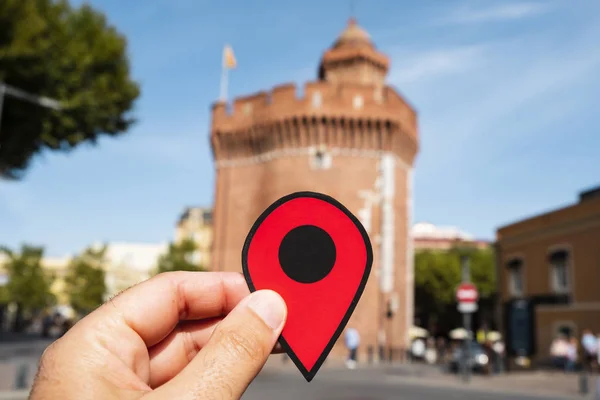 Marcador rojo en Le Castillet en Perpiñán, Francia — Foto de Stock