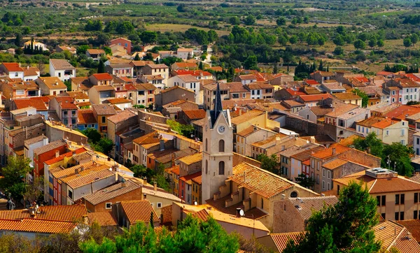 Une Vue Aérienne Vieille Ville Leucate France Soulignant Clocher Église — Photo