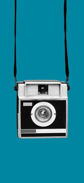 Una Fotocamera Retrò Bianco Nero Sfondo Blu Formato Verticale Utilizzare — Foto Stock