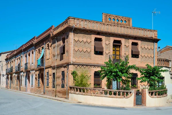 Una Vista Una Calle Típica Del Barrio Colonia Güell Santa — Foto de Stock