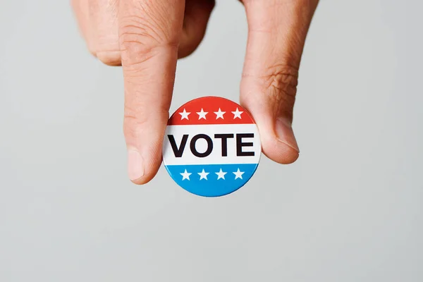 Closeup Young Caucasian Man Vote Badge United States Election His — Stock Photo, Image