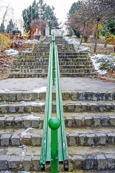 Parque Con Escaleras Piedra Invierno —  Fotos de Stock