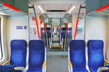 Boş bir trenin içi