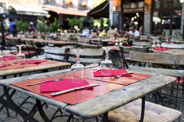 Wingalsses Auf Einem Tisch Freien Lyon — Stockfoto